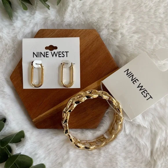 NINE WEST NWT Set! Gold Tone Curb Chain Stretch Bracelet + Long Hoop Earrings - Picture 1 of 14